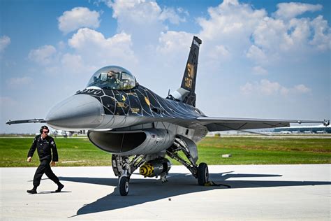 Dvids Images F 16 Viper Demo Team Arrives At Famex 2023 Image 9 Of 10 Dvids Images F 16 Viper Demo Team Arrives At Famex 2023 Image 9 Of 10