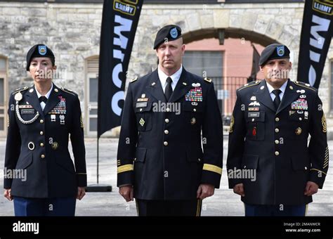 From Left Command Sgt Maj Hi Res Stock Photography And Images Alamy From Left Command Sgt Maj Hi Res Stock Photography And Images Alamy