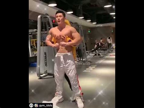 Gay Pec Muscle Oral Massage Youtube Gay Pec Muscle Oral Massage Youtube