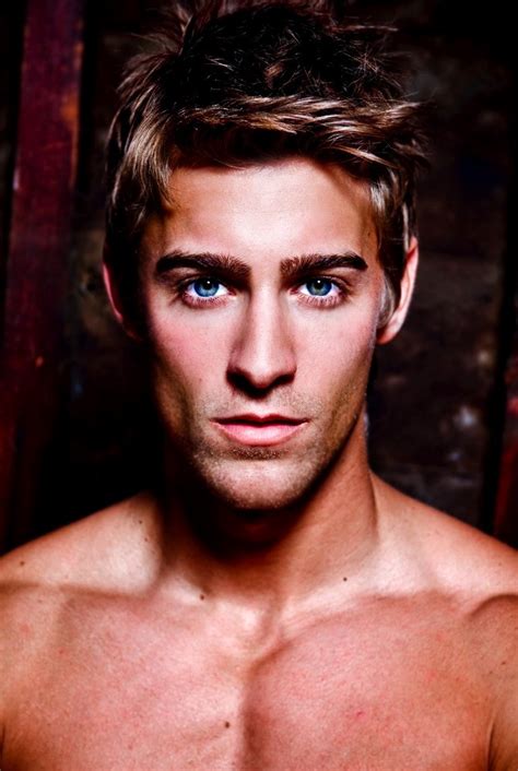 L Homme Du Jour Luke Guldan L Homme Du Jour Luke Guldan