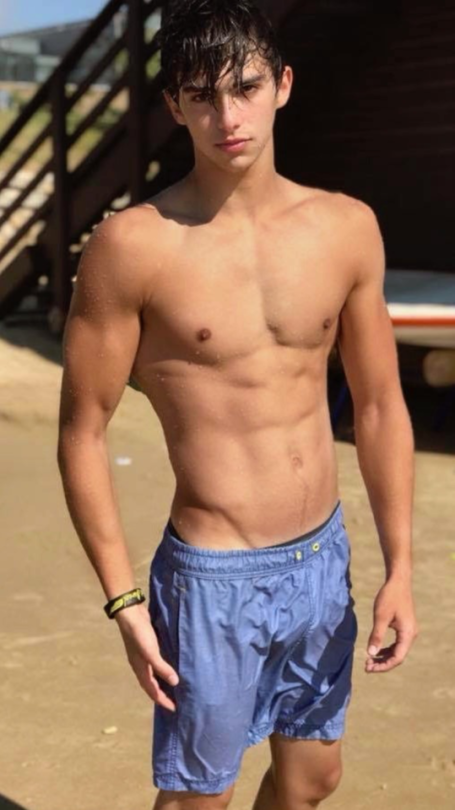 Sexy Guys Gay Porn