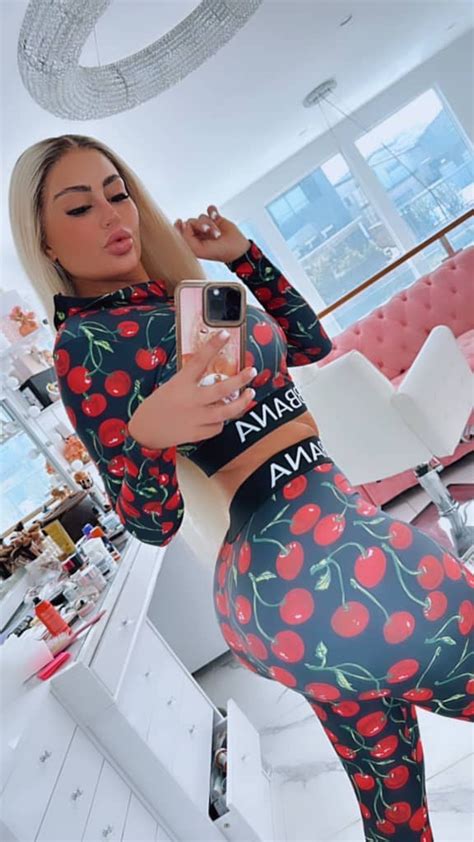 Stella Escort From Budapest Escorthub Stella Escort From Budapest Escorthub